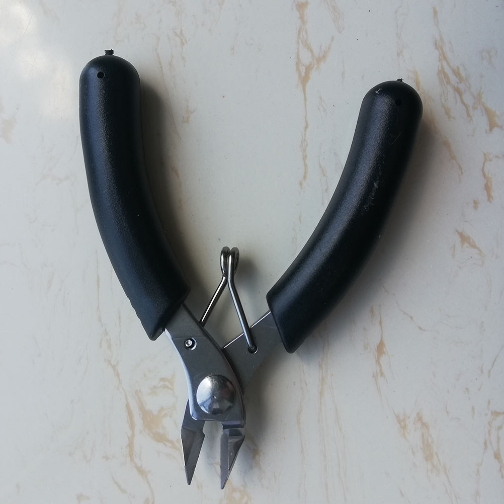 Badminton Racket Carbon - Ergonomic Diagonal Pliers for Tennis Badminton